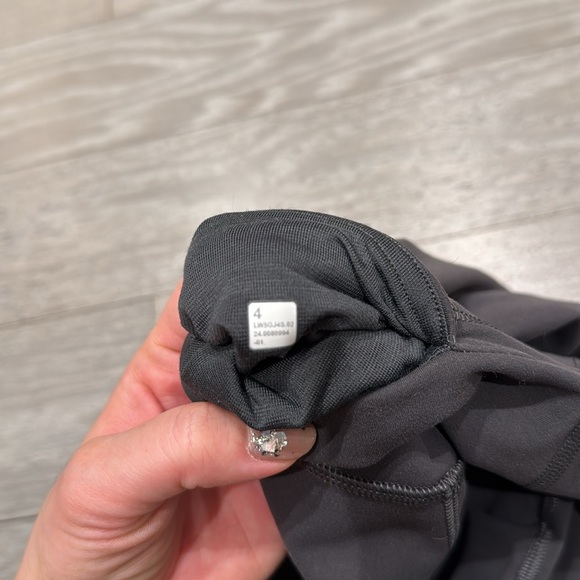 Lululemon Wunder Train Leggings Pockets | high-rise | 25” graphite grey | size 4 - Picture 5 of 7